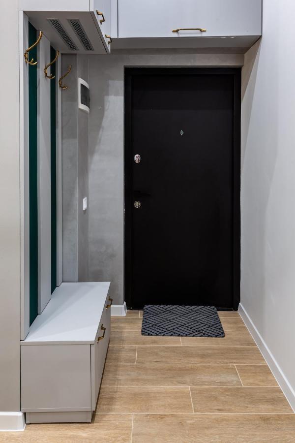 Emerald Lux Apartment. Liveinlviv Львов